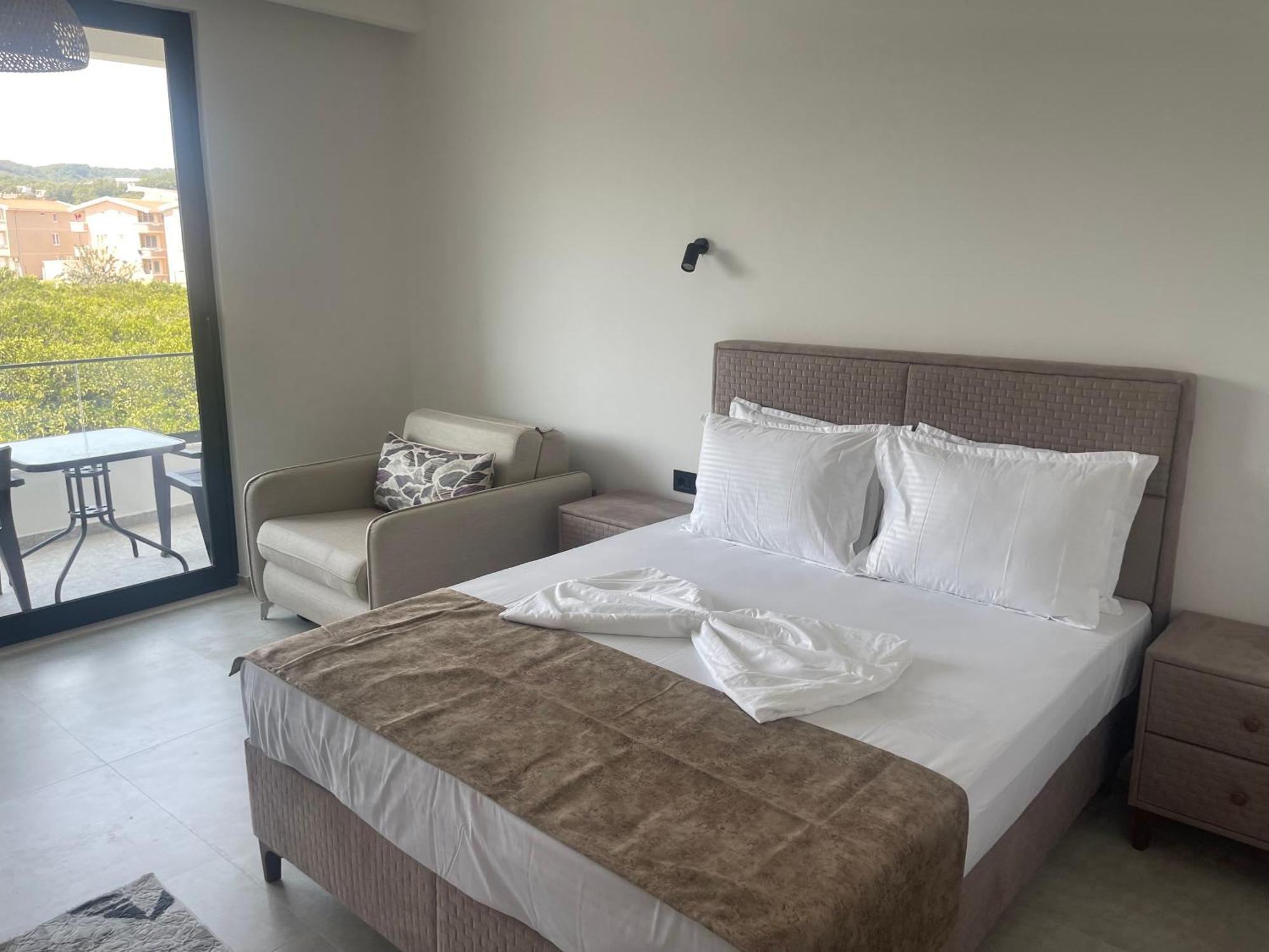 Apartaments Queen Ulcinj Exterior foto